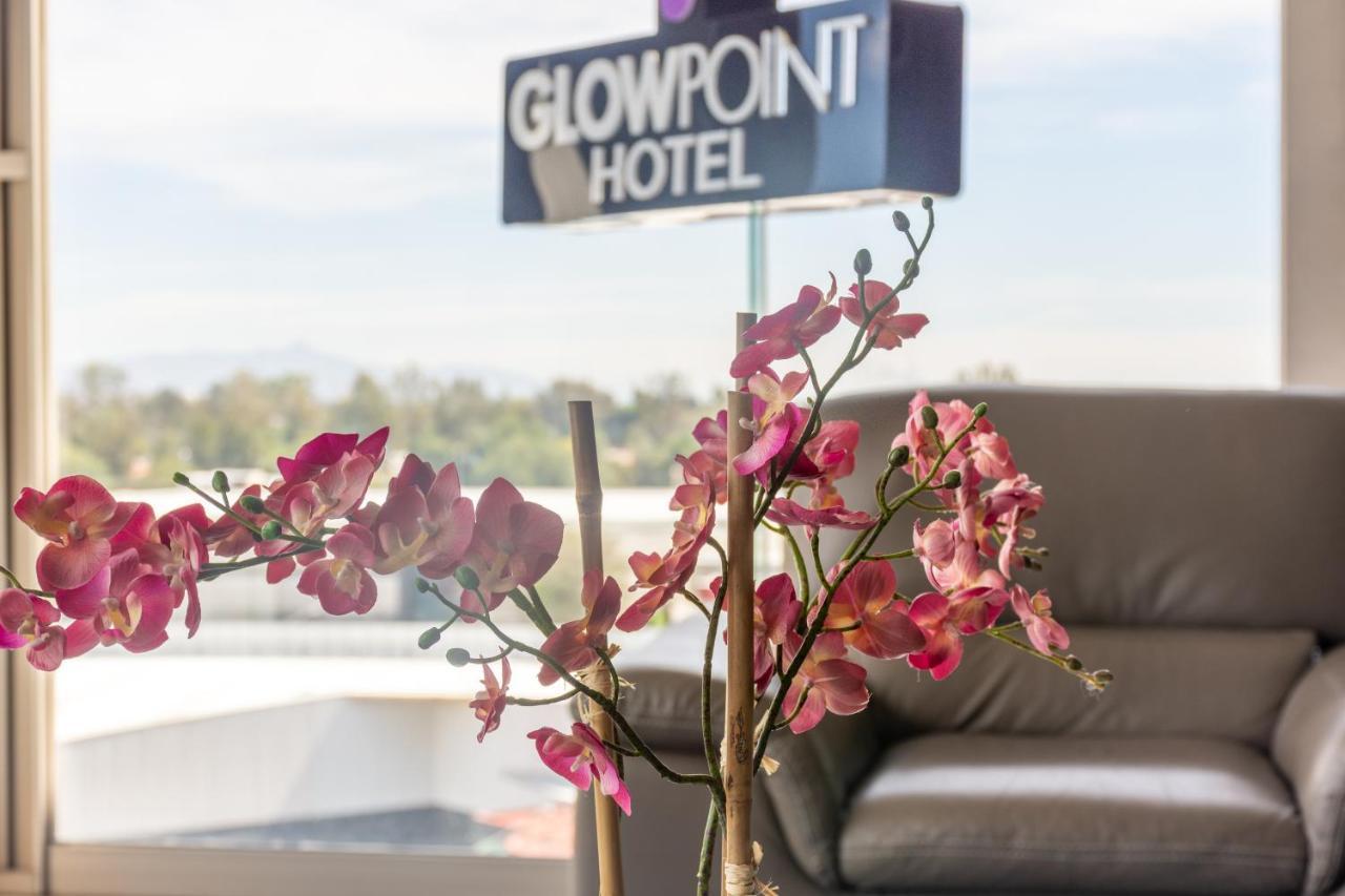Hotel Glow Point - Mulza เลออน ภายนอก รูปภาพ